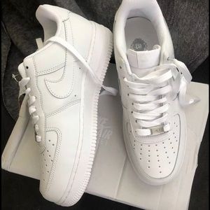 Nike Air Force 1 women’s 7US🖤